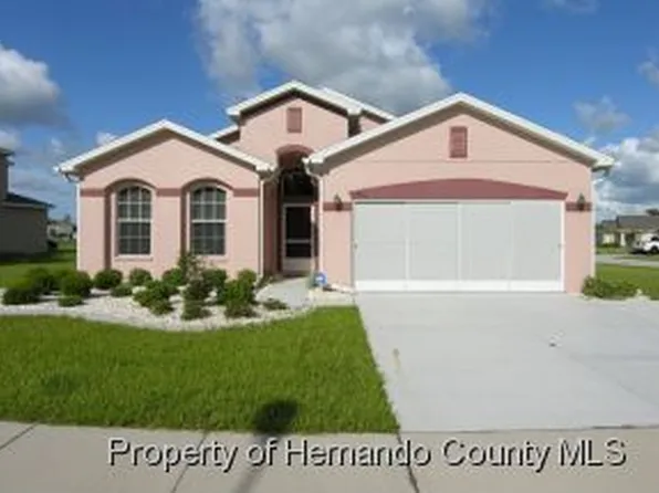 795 Winthrop Dr, Spring Hill, FL 34609