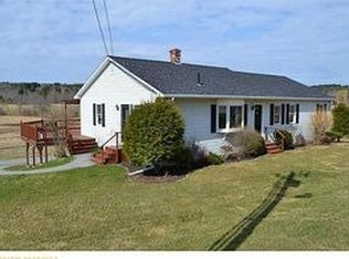 3 Chamberlain Dr, Hallowell, ME 04347