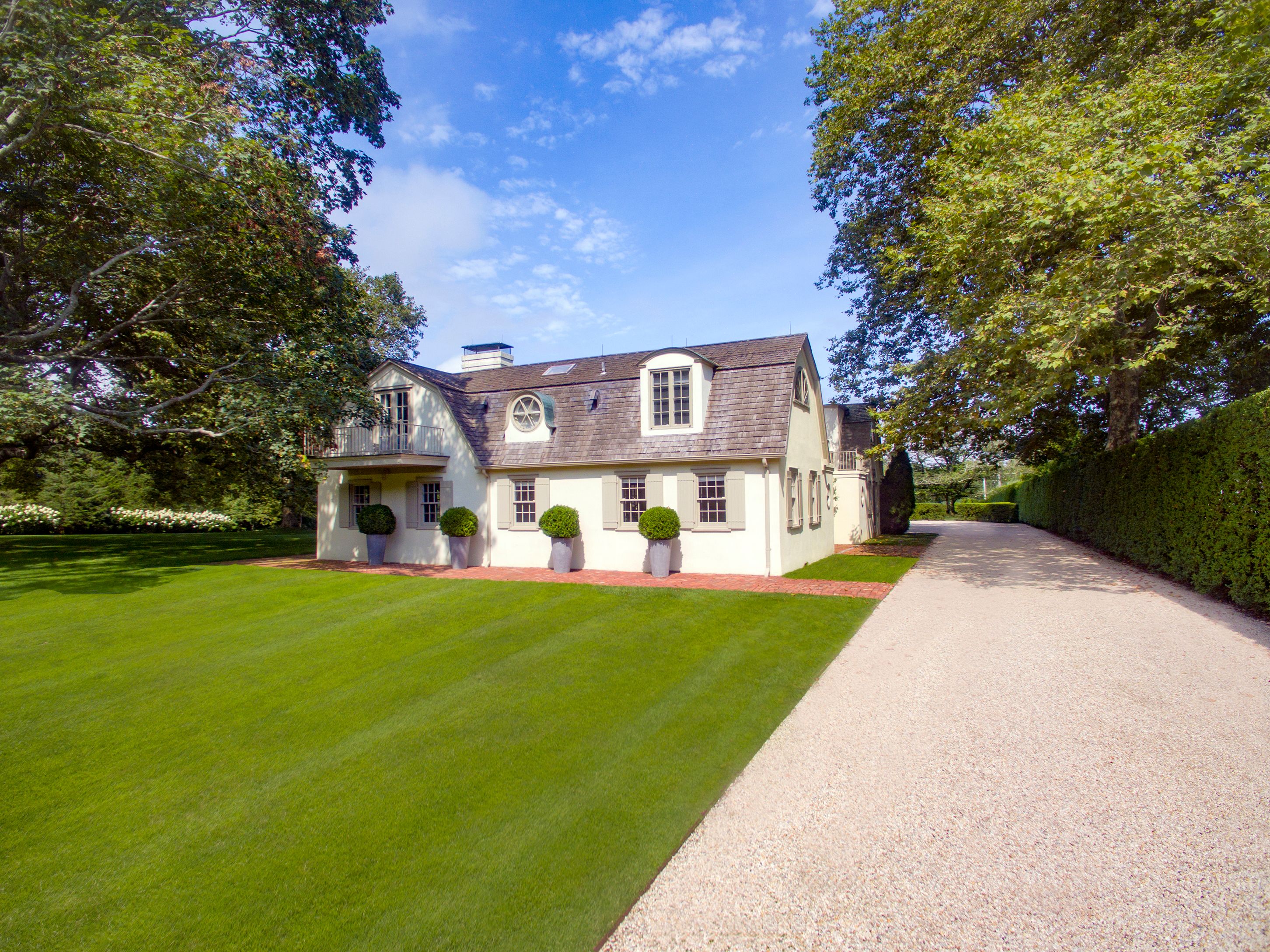 80 Wyandanch Ln, Southampton, NY 11968 Out East