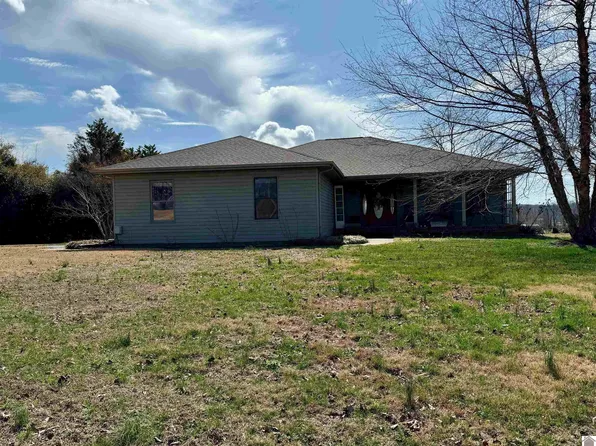 102 Meadow Lark Rd, Princeton, KY 42445