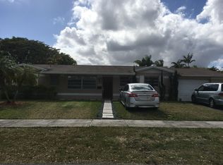 7260 SW 137th Ct, Miami, FL 33183