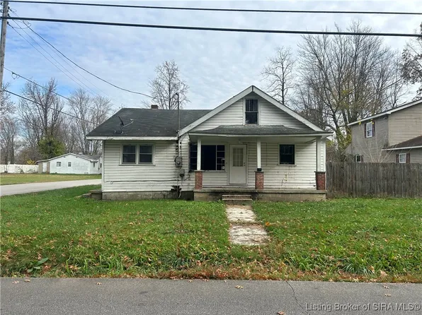 1189 N Church Street, Austin, IN 47102