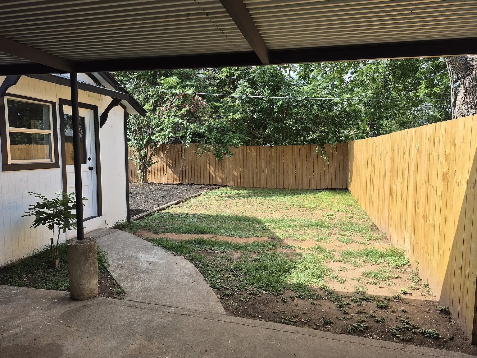 608 Springdale Rd — Photo 2