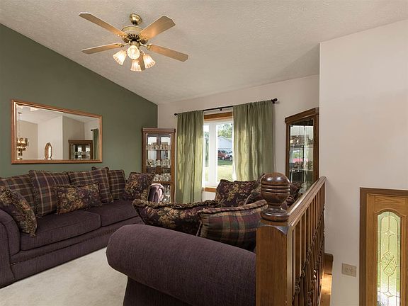 5th image of 135 Danville Ln