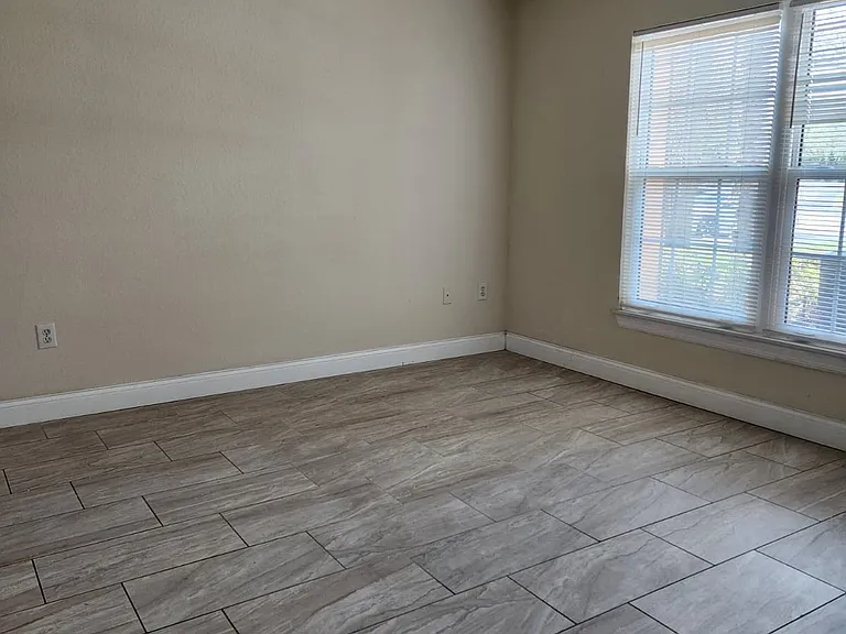 5455 Vineland Rd #3105 — Photo 7