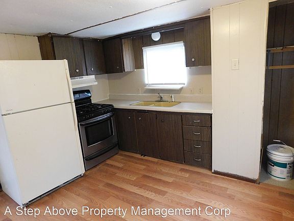 3rd image of 535 W Aspen Ave Trailer 35