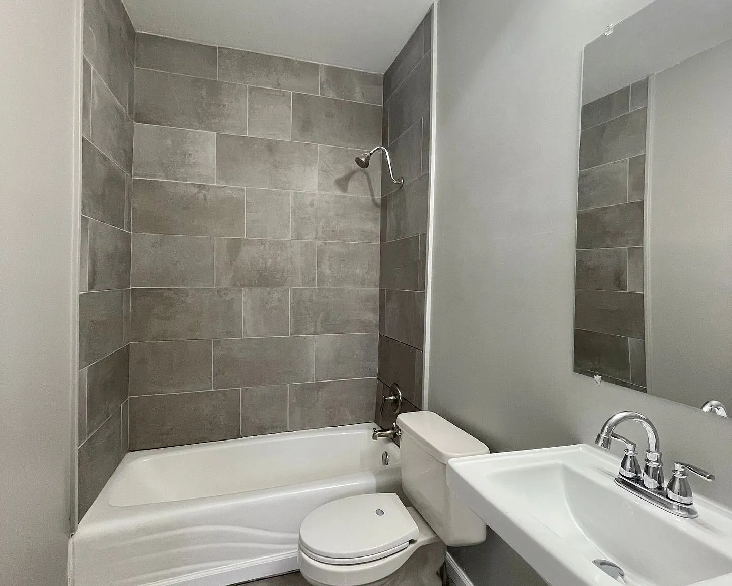 Beautiful 2 bed 1 Bath Home! — Photo 3
