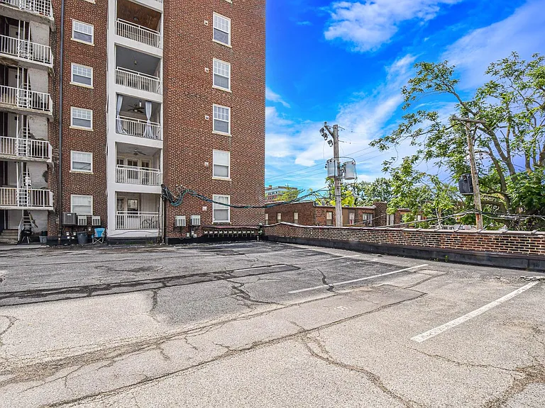 321 Belt Ave #201 — Photo 48