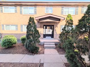 6722 Colony Acres Dr #B, Saint Louis, MO 63123