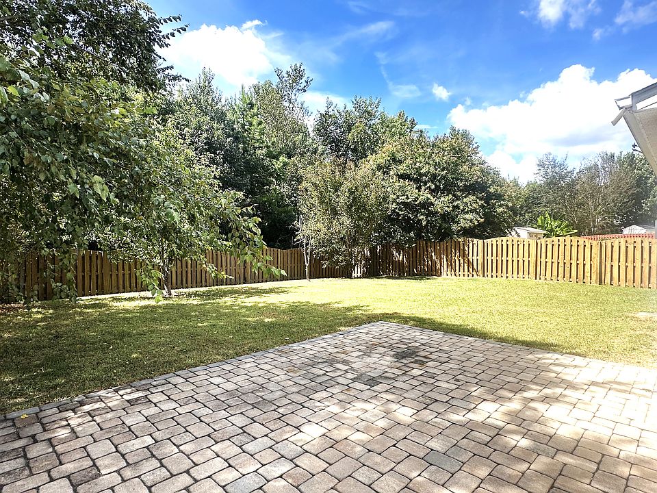 2nd image of 5215 Helsley Ct