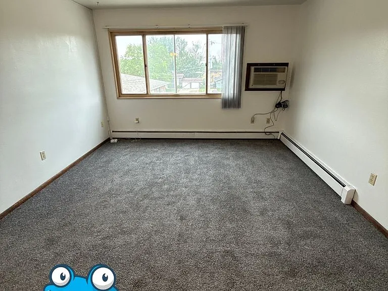 BK-909 Apartment — Photo 13