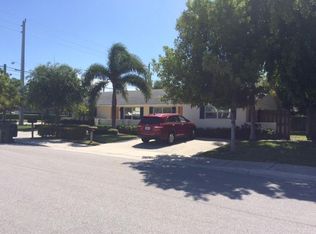 930 SW 13th Ave, Delray Beach, FL 33444