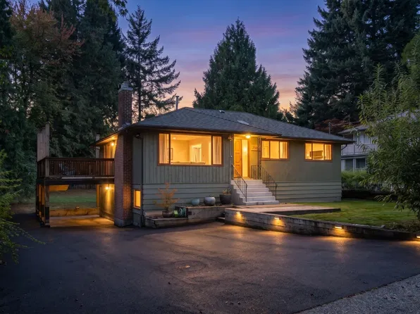 1561 Merlynn Cres, North Vancouver, BC V7J 2X9