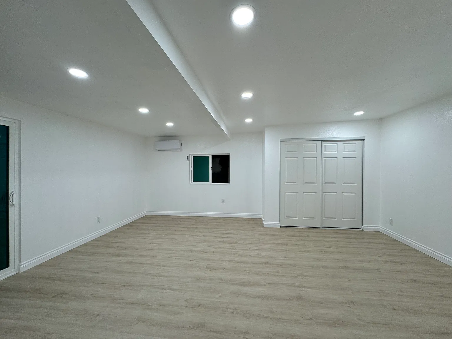 4 bed, 1278 sqft, $1,545 — Photo 3
