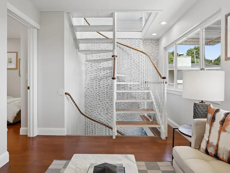 1131 W California Ave — Photo 31