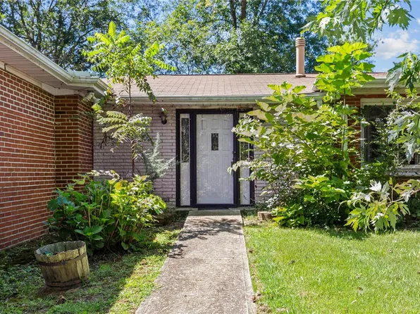 201 Park St, East Saint Louis, IL 62205