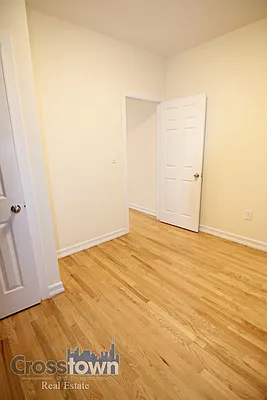 Rented by Crosstown Apartments NYC | media 14