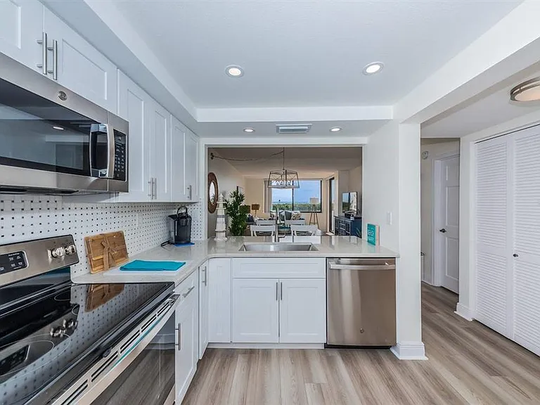 6357 Bahia Del Mar Blvd #407 — Photo 3