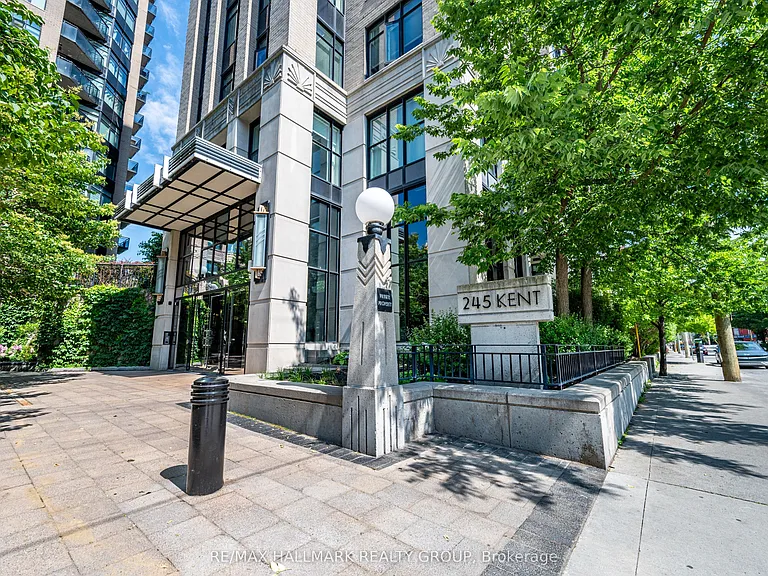 245 Kent St #909 — Photo 1