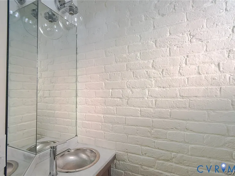 12 W Clay St #A — Photo 8