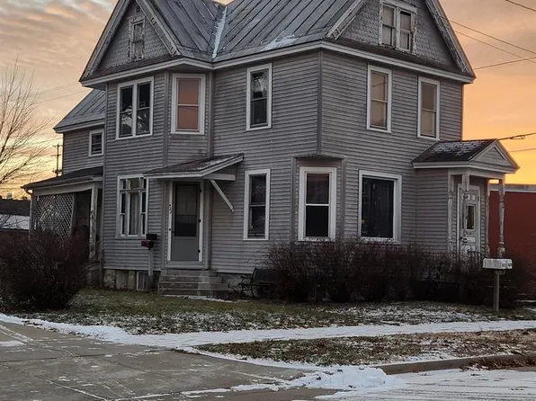 422 Ferry Street, La Crosse, WI 54601