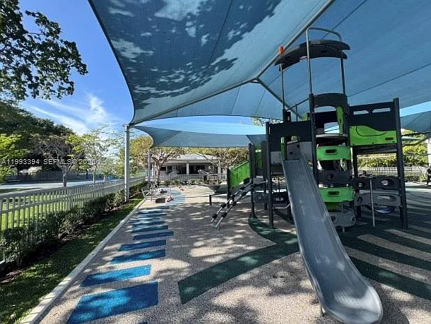 41 N Shore Dr — Photo 51