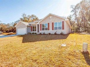 5674 Midfielder Dr, Pensacola, FL 32526