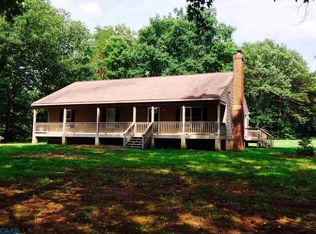 2090 Cross County Rd, Mineral, VA 23117
