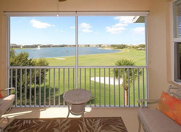 3rd image of 10350 Washingtonia Palm Way APT 4242