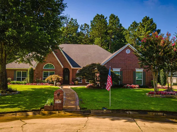 2 Whitney Cir, Texarkana, TX 75503