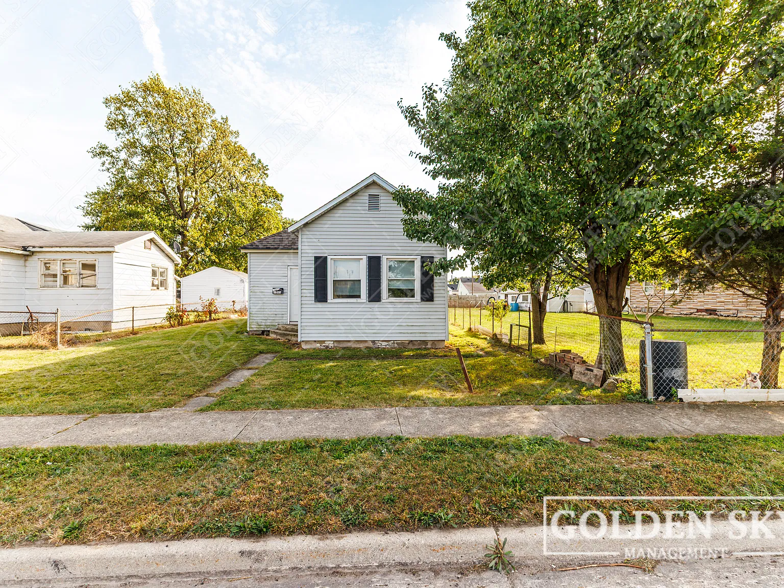 1205 East Memorial Drive - N/A — Photo 1