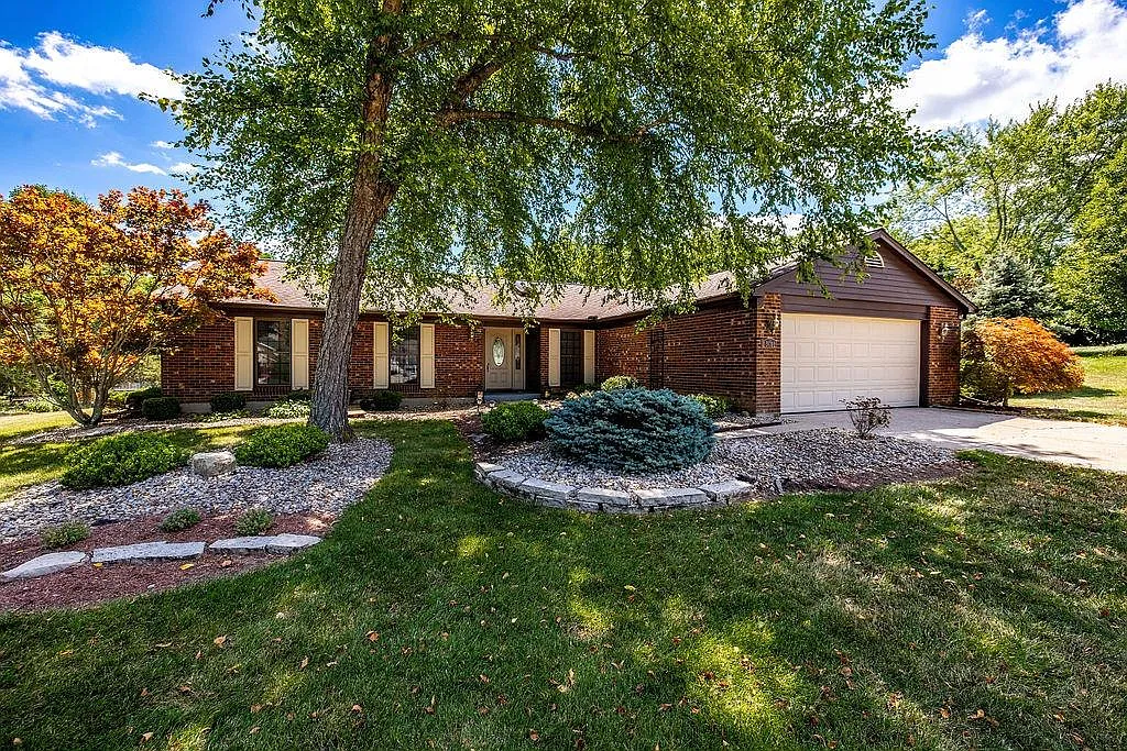 5601 Schoolhouse Ct photo 1