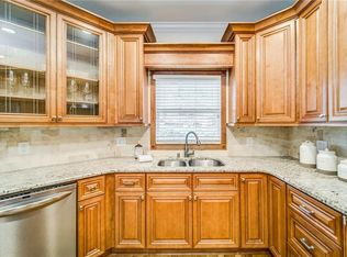 8570 Hope Mews Ct, Sandy Springs, GA 30350