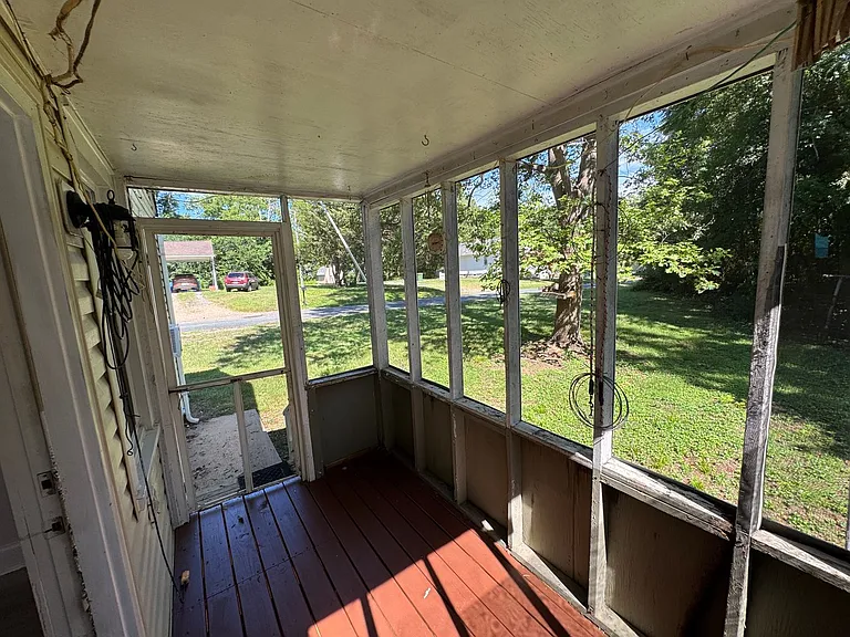 516 Wyne Dr — Photo 12