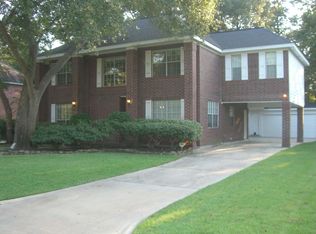 431 W North Hill Dr, Spring, TX 77388