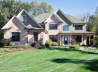 9030 Underhill Ct, Crystal Lake, IL 60014