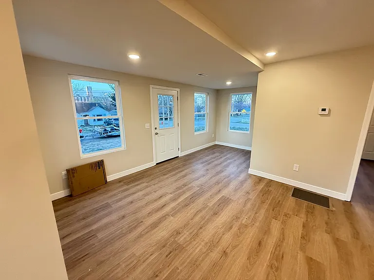 325 W Tyndal St — Photo 10