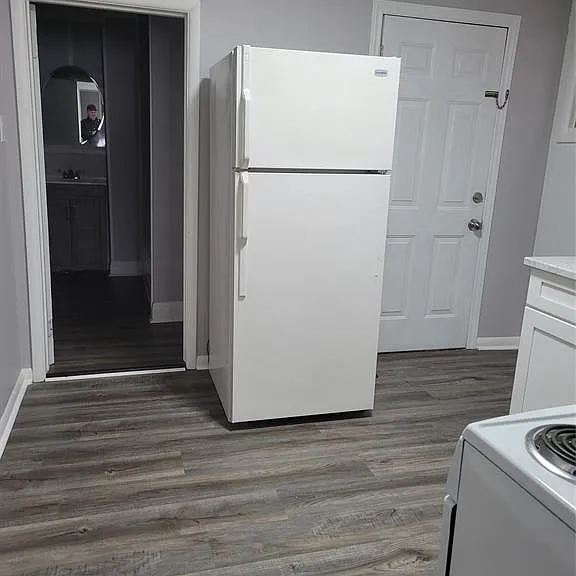 660 Church St #2 — Photo 9