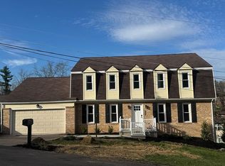 2154 Kennon Ln, Huntington, WV 25705