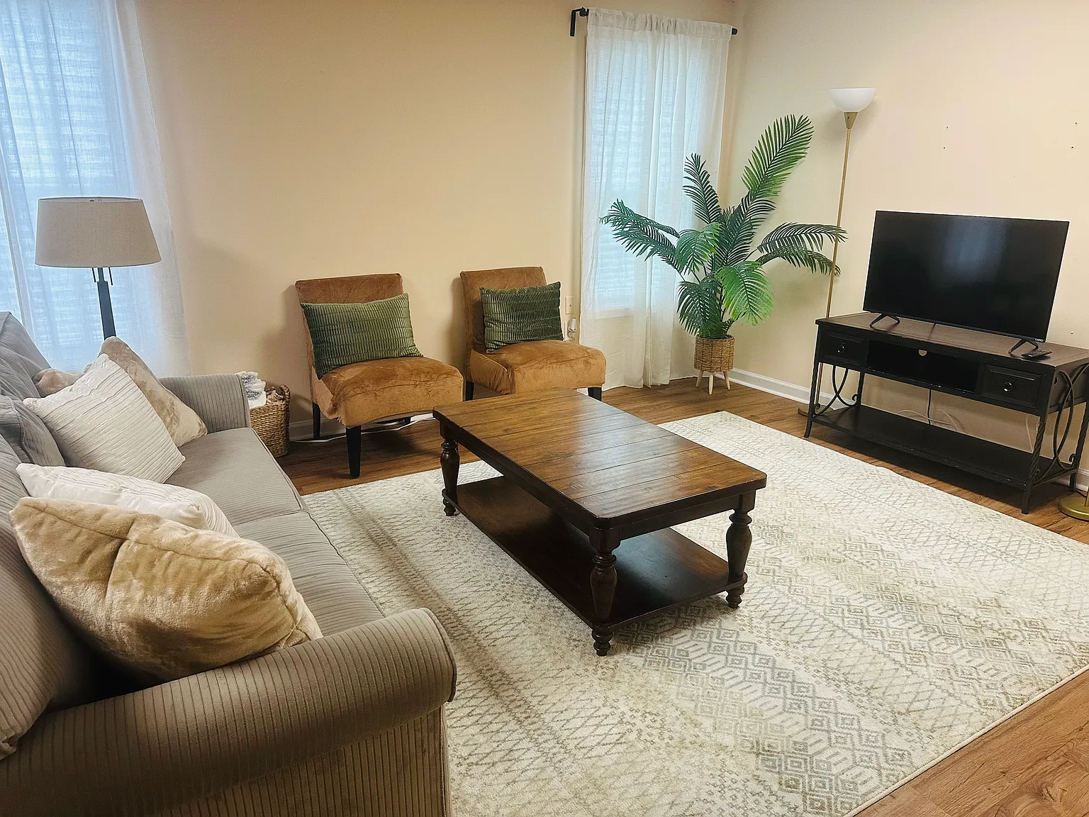 3108 Linsley Ct SW — Photo 2