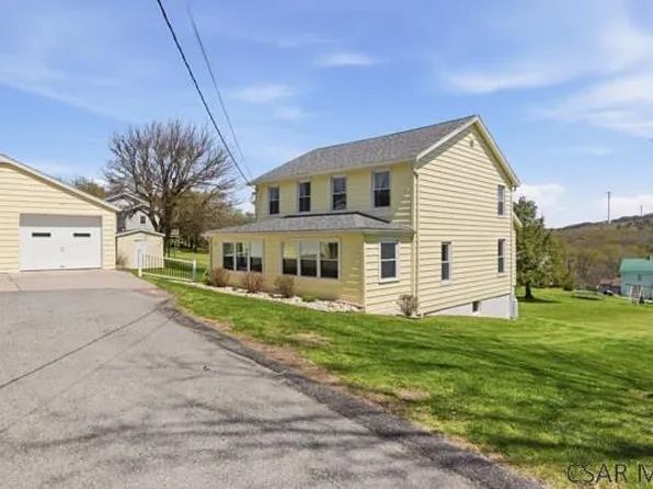 66 Gdula St, Windber, PA 15963