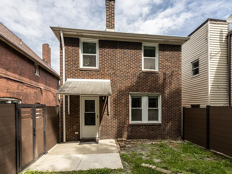 746 Loretta St — Photo 29