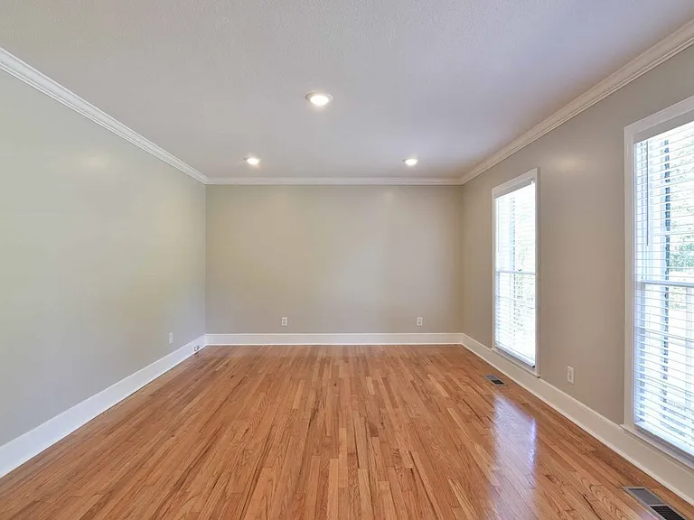 426 Forest Glen Dr — Photo 21