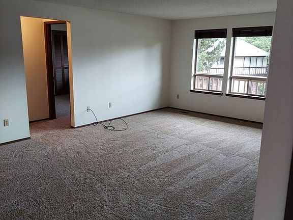 2nd image of 3902 70th Avenue Ct W #B
