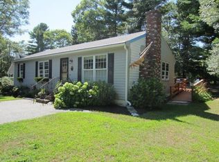 6 Brewster Rd, Mashpee, MA 02649