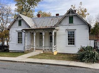 299 Park Ave, Broadway, VA 22815