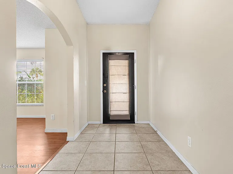 4211 Swanna Dr — Photo 13