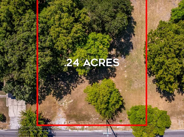 1918 Chiesa Rd, Rowlett, TX 75088