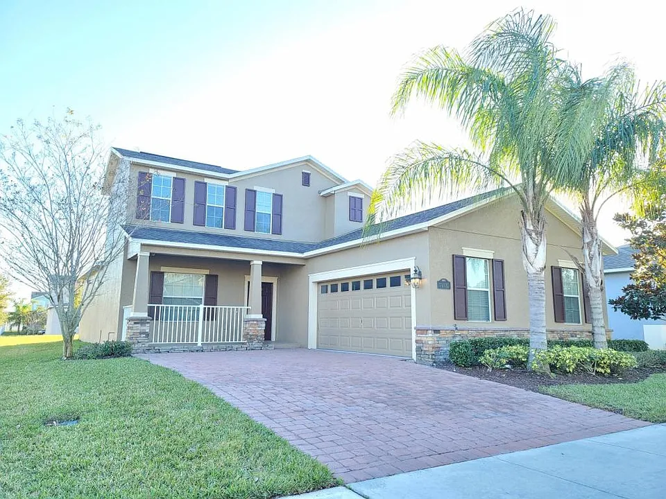 15030 Evergreen Oak Loop