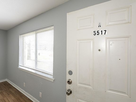 2nd image of 1517 Everett Ave #A